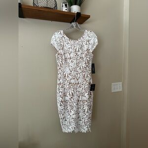 NWT Lulu's White Floral Lace Midi Dress